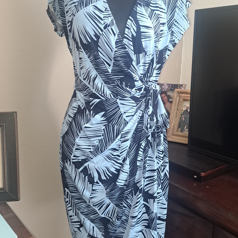 Blue and White Leaf Print Wrap Dress